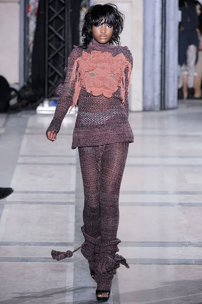 Look 35